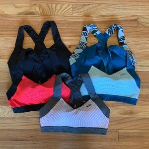 Brook Moving Comfort UpLift Bra - Medium (34C)